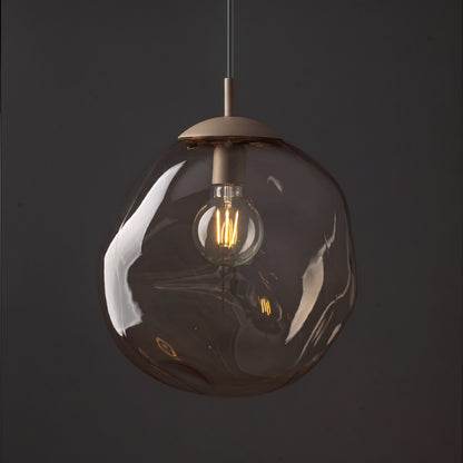 LAVA Large pendant above a kitchen island in an open-plan room