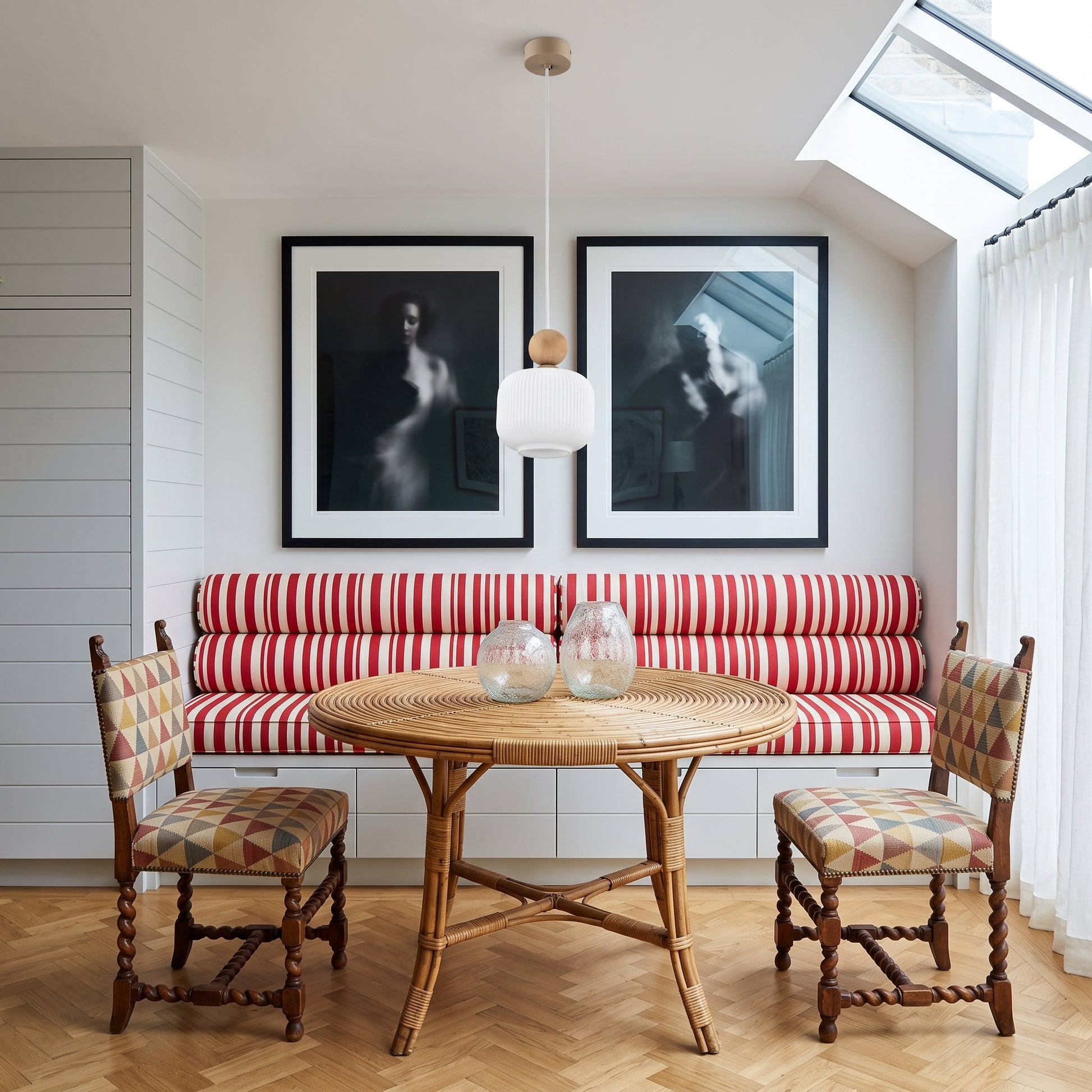 BALLO ribbed glass mini pendant shown in a room setting